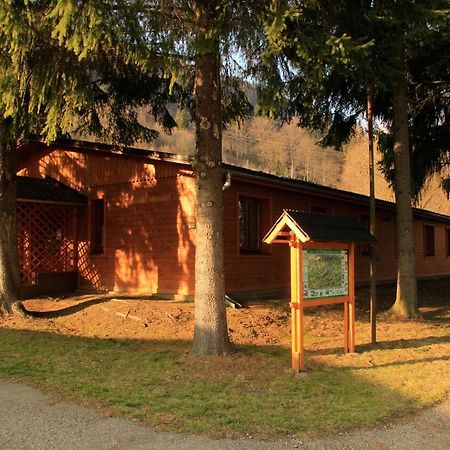 Turisticka Ubytovna Forgac Oravsky Podzamok Bagian luar foto